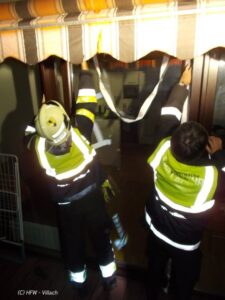 Rettungseinsatz mit Drehleiter