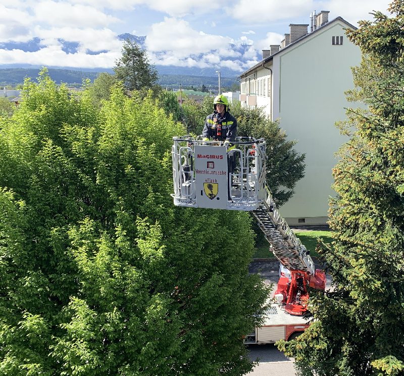 Drehleiter Einsatz (Bild 2)