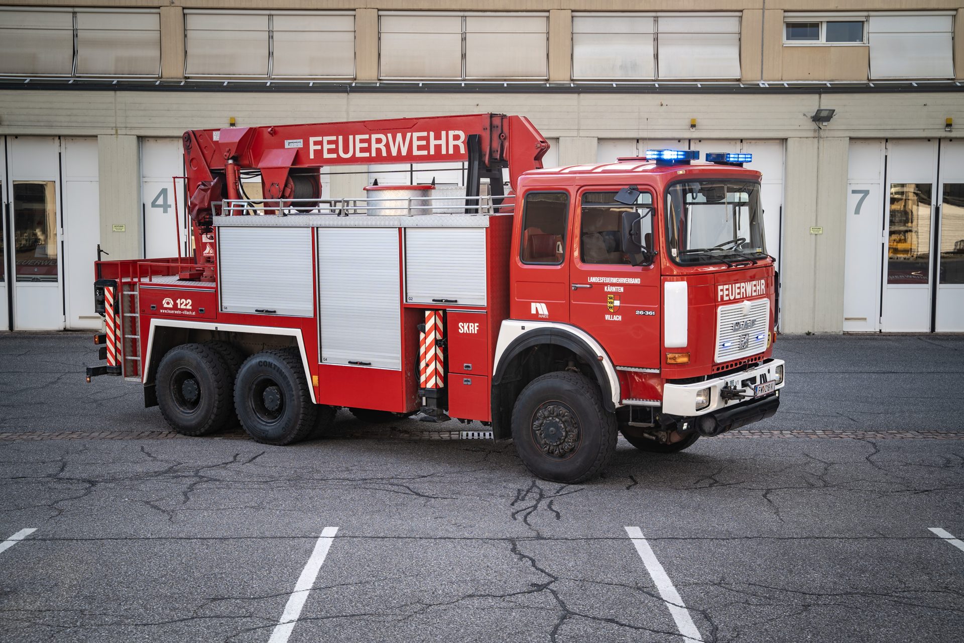 Schweres Rüstfahrzeug Kran